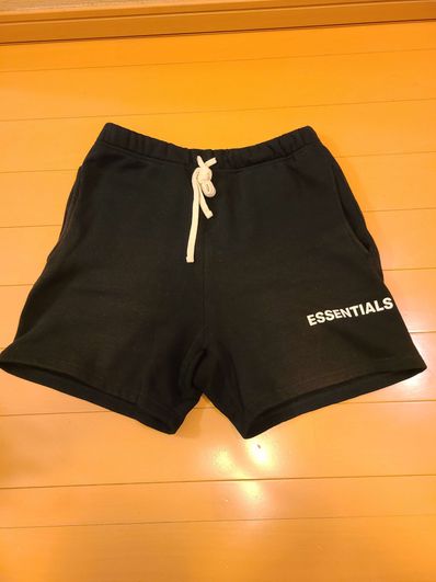 FEAR OF GOD Essentials Graphic Sweat Shorts "Black"