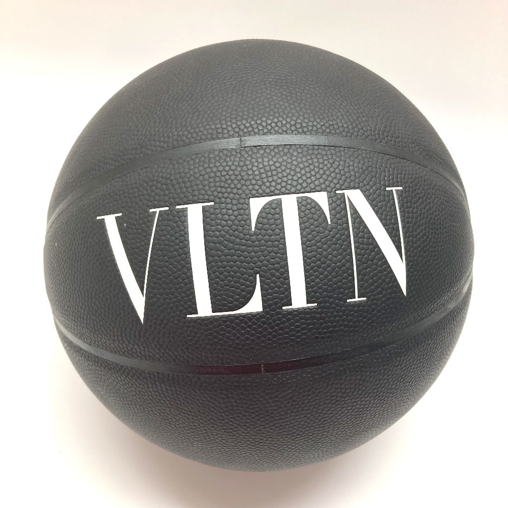 ヴァレンティノ VALENTINO VLTN ロゴ バスケットボール SPALDING スポルディング コラボ インテリア スポーツ 雑貨 ラバー ブラック 美品