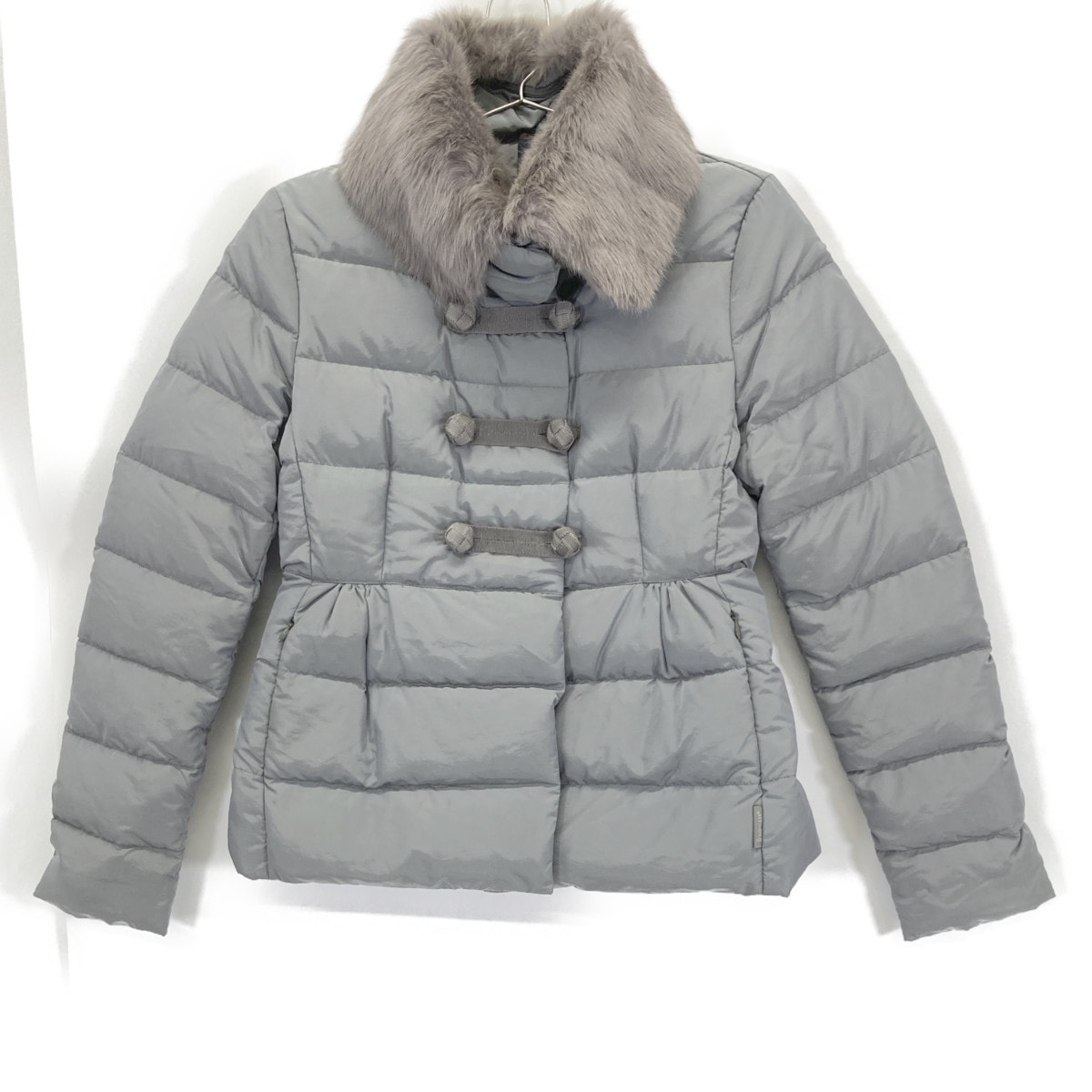 モンクレール CRECERELLE ﾌｧｰ付き ﾀﾞｳﾝｼﾞｬｹｯﾄ 00