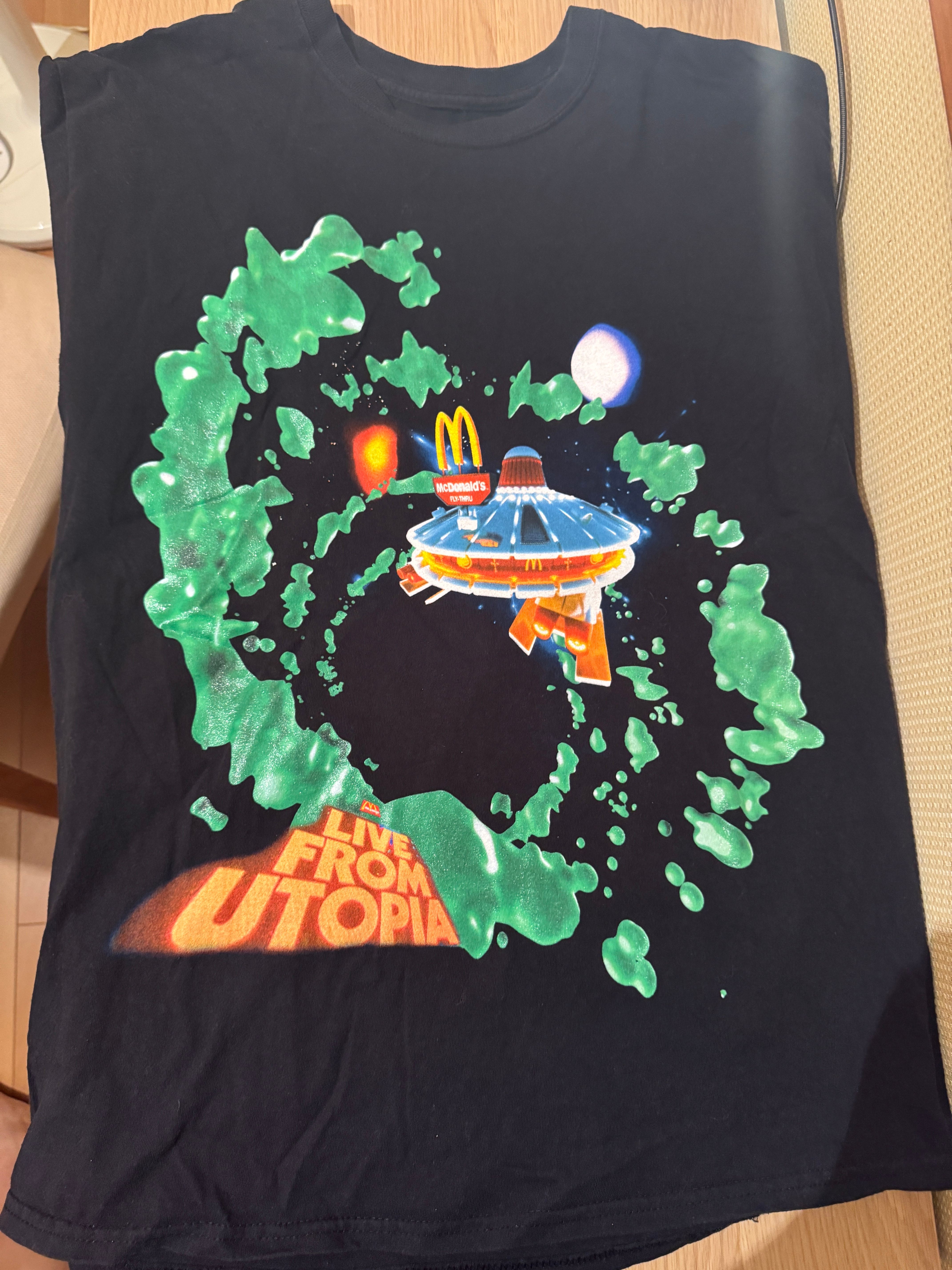 トラヴィススコット カクタスジャック フライ-Thru Tシャツ "ブラック"