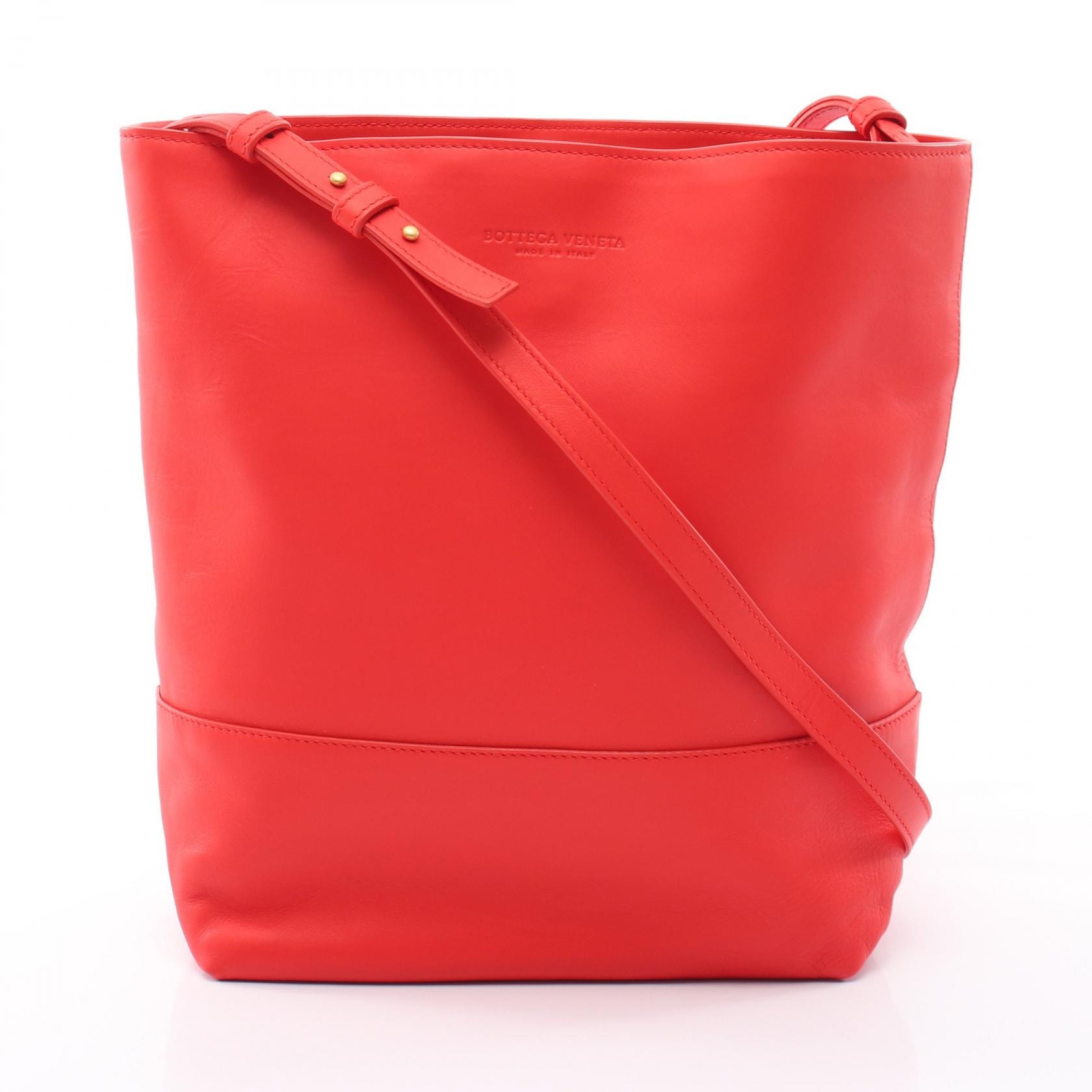 ボッテガヴェネタ BOTTEGA VENETA ショルダーバッグ バッグ レザー レディース レッド系 【中古】