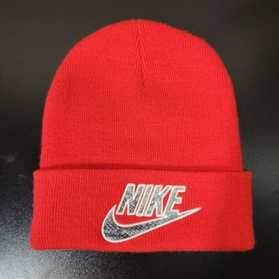 Supreme / Nike® Snakeskin Beanie "Red"