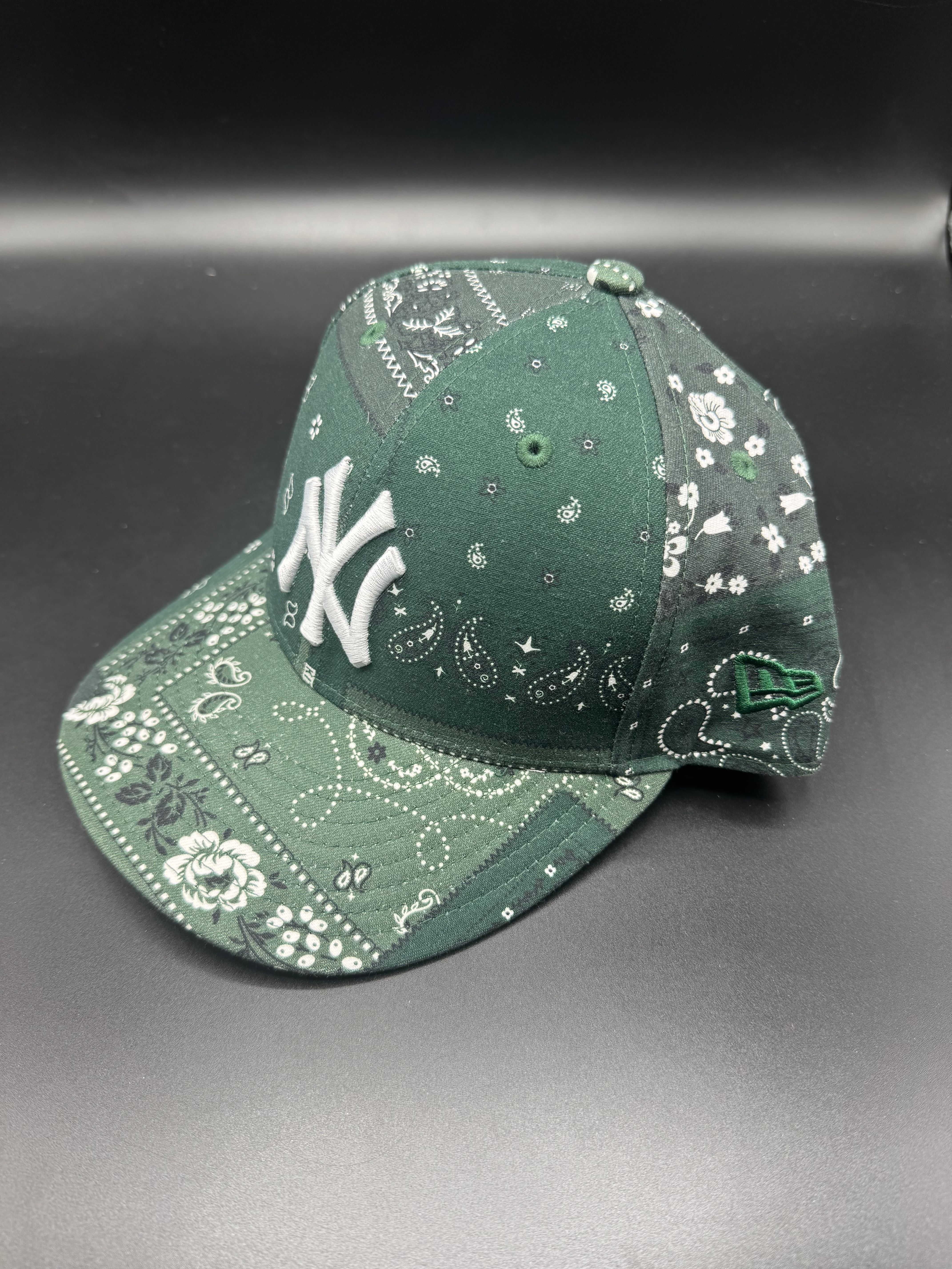 KITH × NEW ERA Yankees Deconstructed Bandana Low Profile "Stadium"