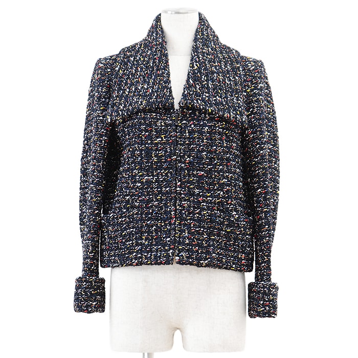 【美品】CHANEL シャネル ジップアップジャケット P52665 ファンタジーツイード シグネチャー カメリアボタン ショートレングス 短丈 アウター レディース サイズ 40 ネイビー マルチカラー 総柄 フランス製 カール・ラガーフェルド期