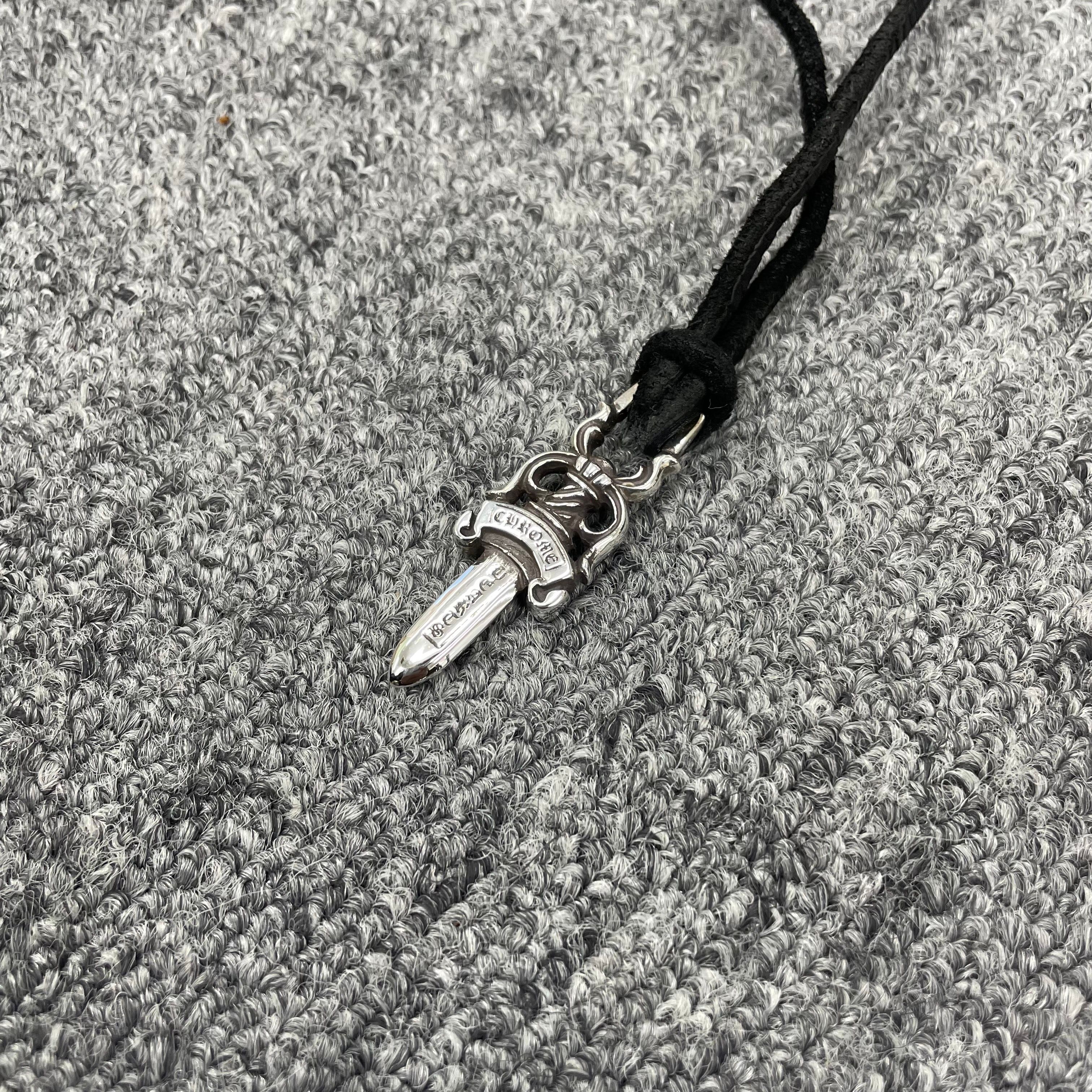 未使用に近い】クロムハーツ #10 ダガー チャーム 