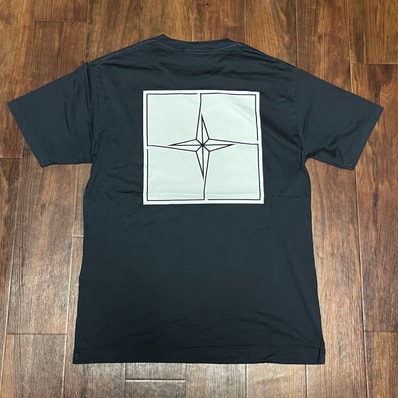 Stone Island tシャツプリント半袖ロゴ紺色オフブラック