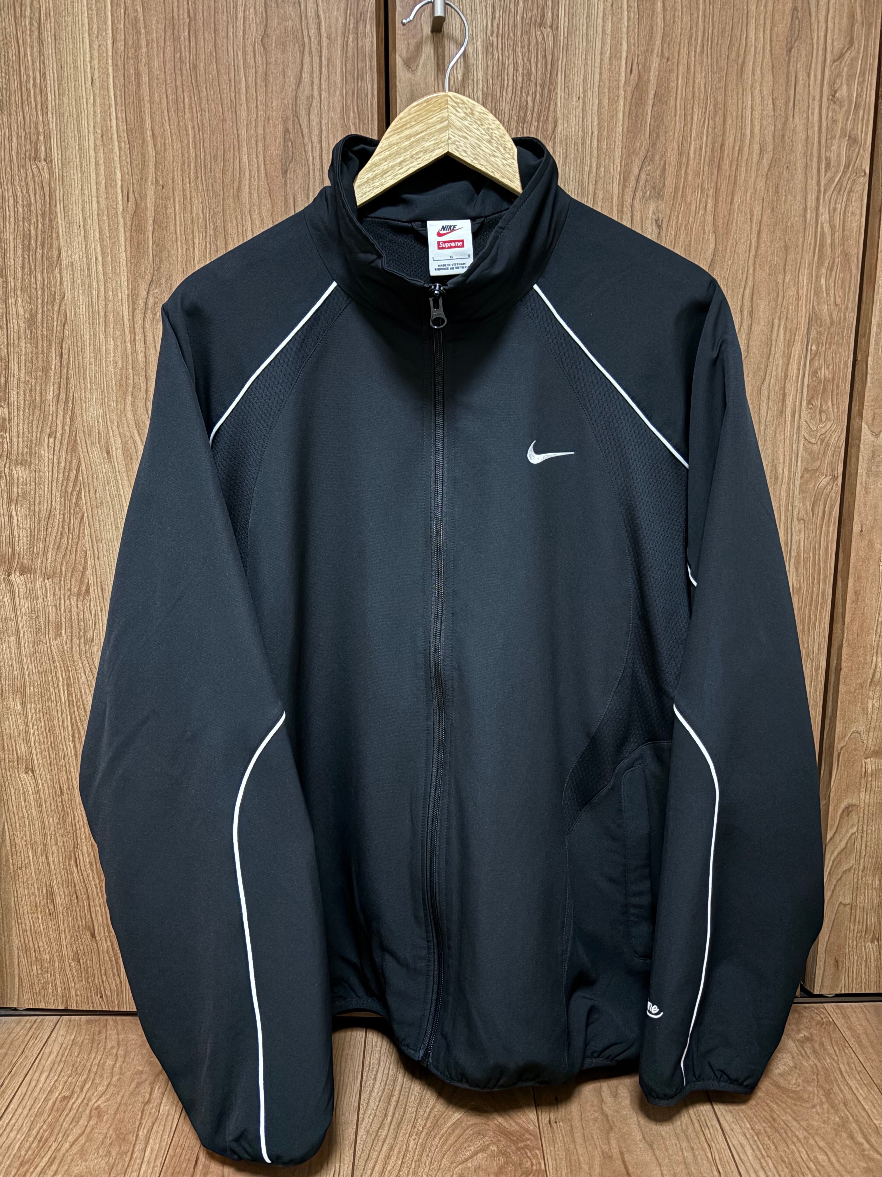 Supreme x Nike Track Jacket "Black"