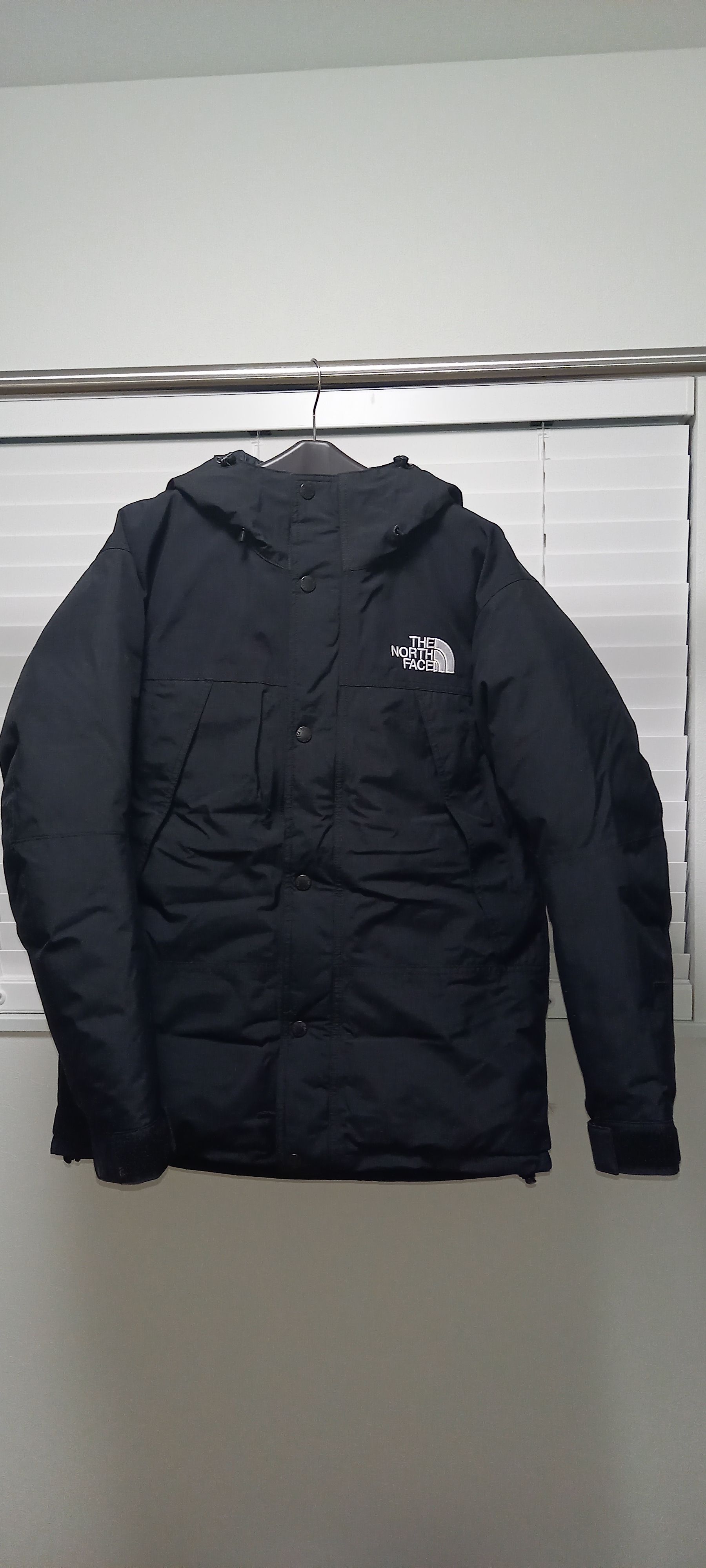 The North Face Mountain Down Jacket "Black"
