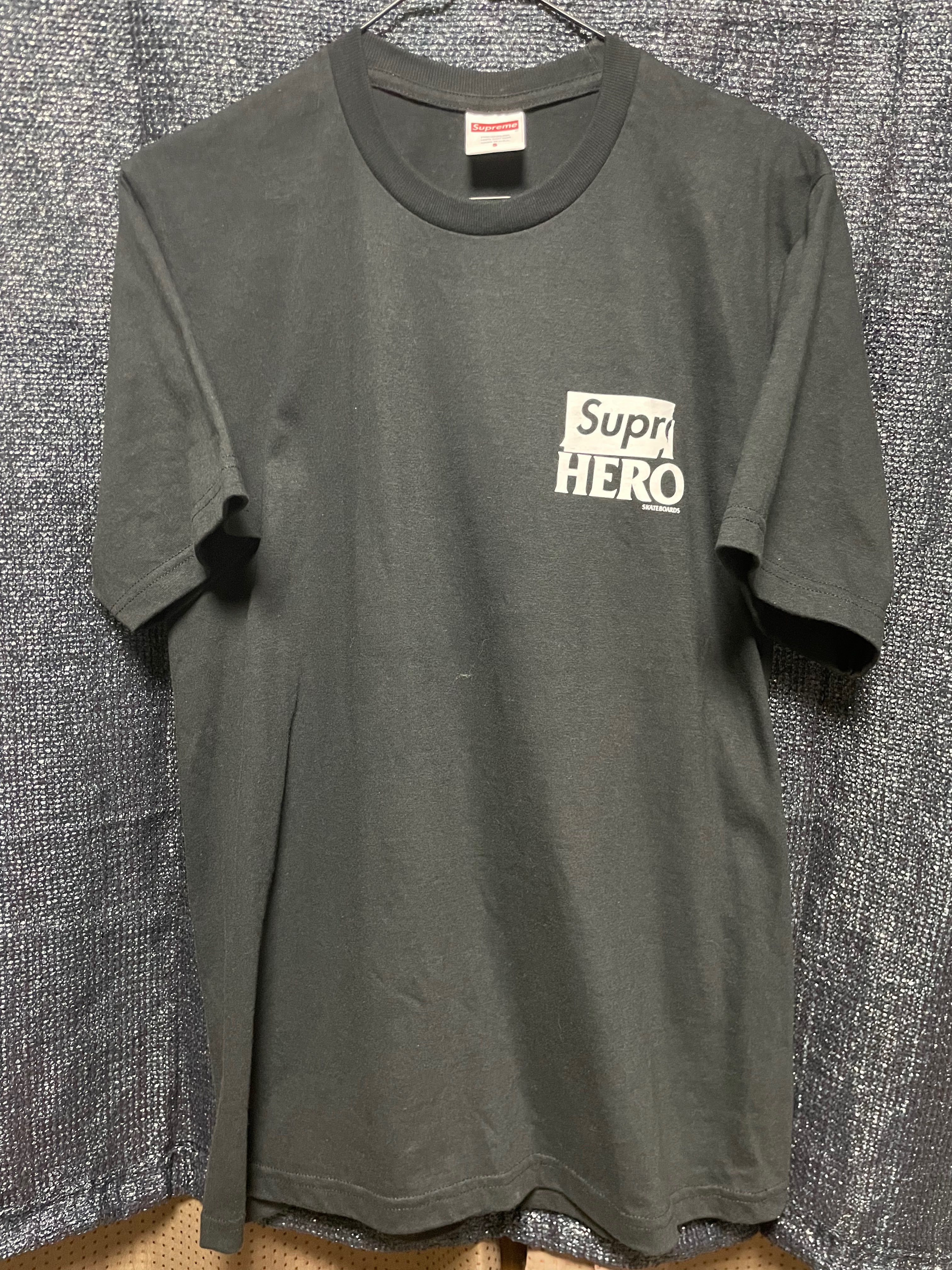 Supreme / ANTIHERO Dog Tee "Black"