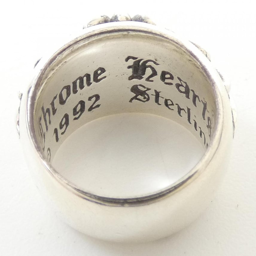 B (目立った傷や汚れなし)】クロムハーツ CHROME HEARTS FLORAL CROSS B (目立った傷や汚れなし)】クロムハーツ CHROME HEARTS FLORAL CROSS