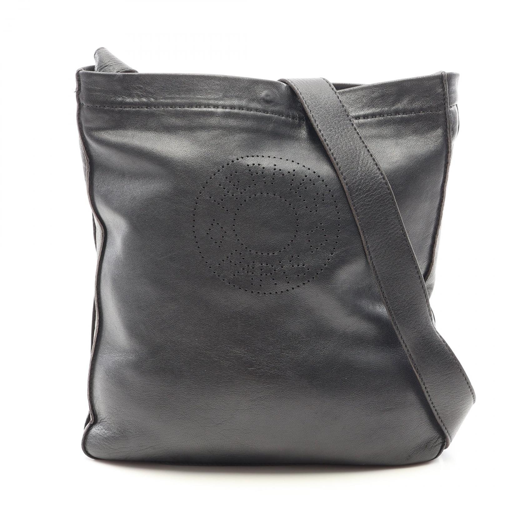 エルメス HERMES クルードセル ショルダーバッグ バッグ レザー □M刻印(2009年製造) レディース ブラック系 【中古】