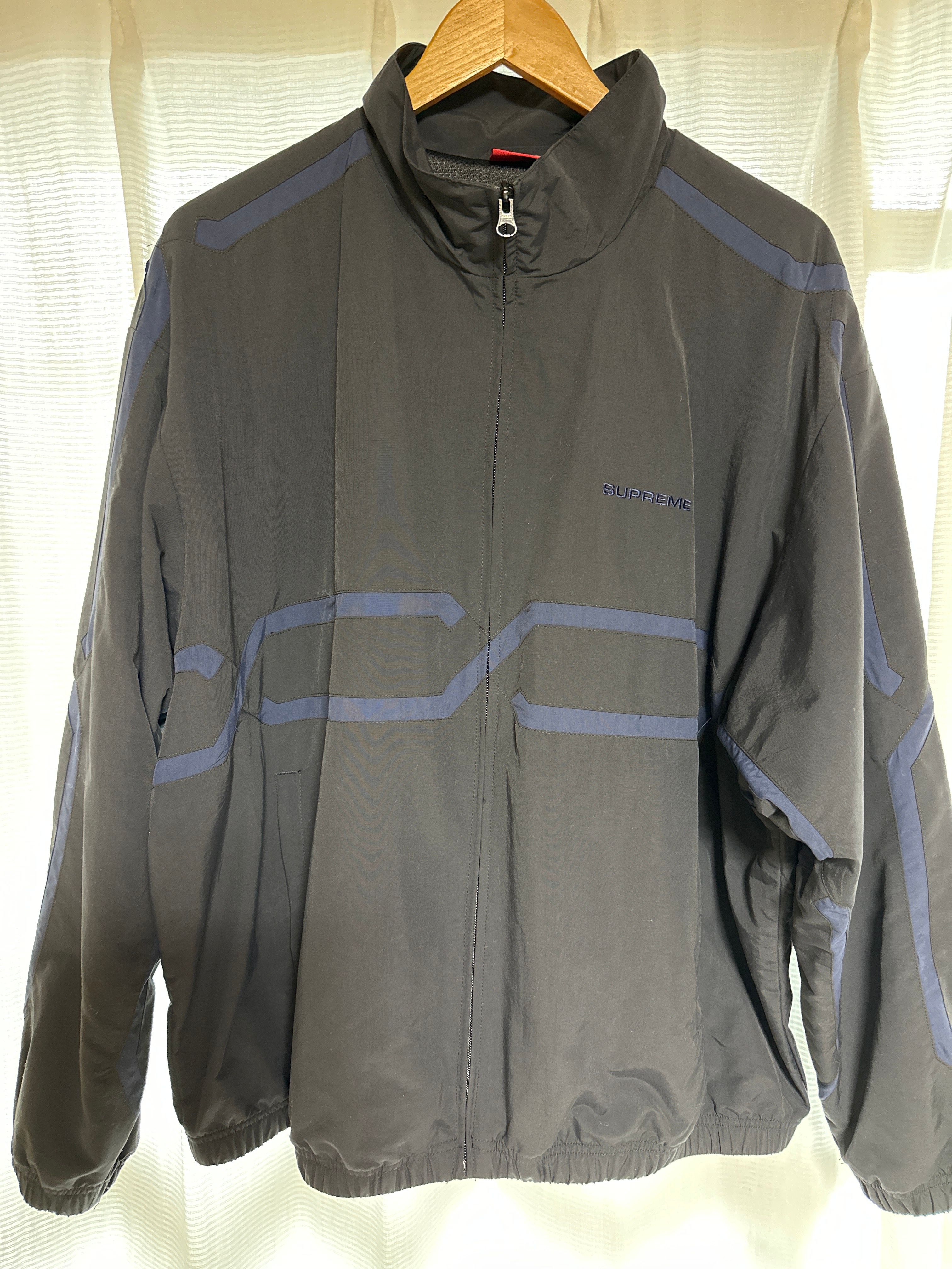 Supreme Inset Link Track Jacket "Black"