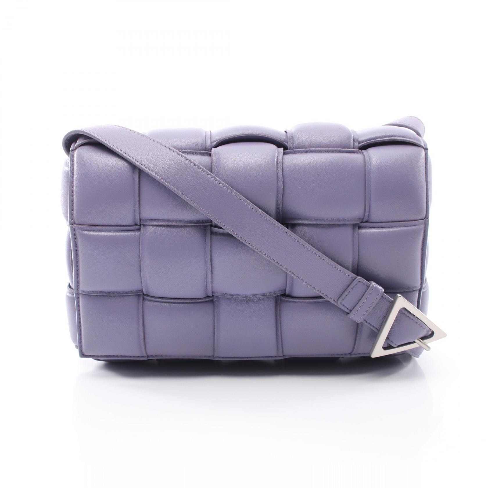 ボッテガヴェネタ BOTTEGA VENETA パデット カセット イントレチャート ショルダーバッグ バッグ レザー レディース パープル系 【中古】