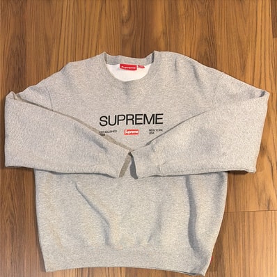 Supreme Established Crewneck Supreme Established Crewneck