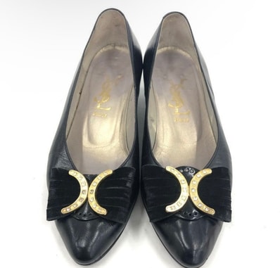 【Yves Saint Laurent】イヴサンローラン レザーパンプス パンプス ラインストーンモチーフ レザー レディース 日本製 ブラック 黒色 ゴールド金具 ロゴ入り ポインテッドトゥ EUR35 22cm エレガントパンプス フォーマル