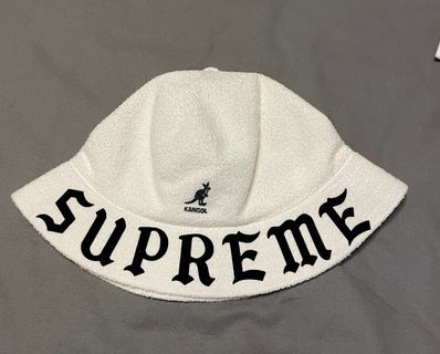 Supreme / Kangol® Bermuda Casual Hat "White"