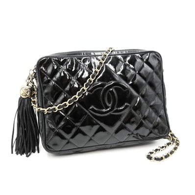 CHANEL(シャネル)マトラッセ ココマーク タッセル チェーンショルダーバッグ ヴィンテージ ブラック エナメル レディース ゴールド金具【中古】