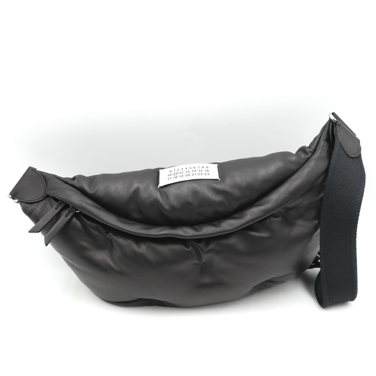 Maison Margiela(メゾンマルジェラ)Glam Slam ベルトバッグ ボディバッグ ショルダーバッグ ブラック レザー メンズ レディース ユニセックス 【中古】