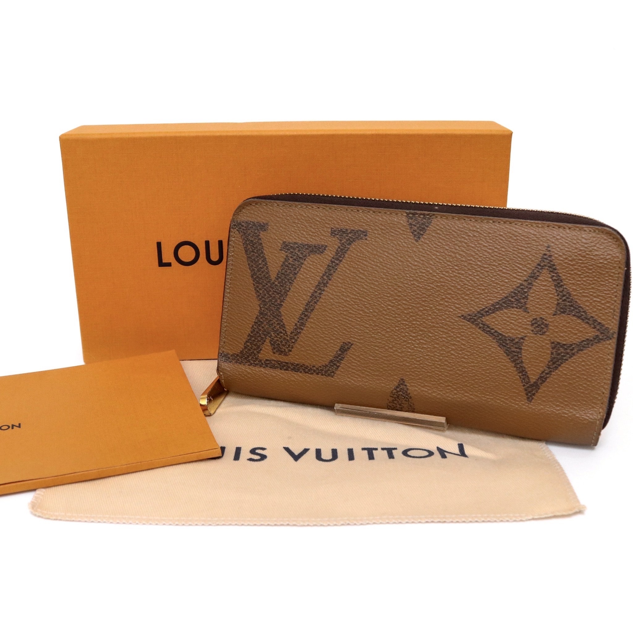 Louis Vuitton Zippy Wallet Monogram Giant Reverse