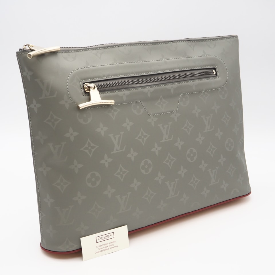 美品 LOUIS VUITTON ルイ・ヴィトン モノグラムチタニウム ポシェットコスモス M63240 クラッチバッグ グレー ベージュ キャンバス ヌメ革 メンズ