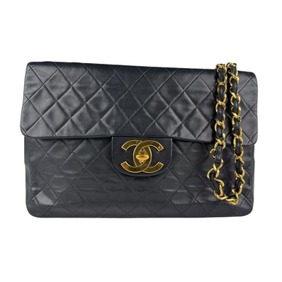 シャネル CHANEL ショルダーバッグ デカマトラッセ レザー/メタル ブラック/ゴールド レディース【中古】 z6962