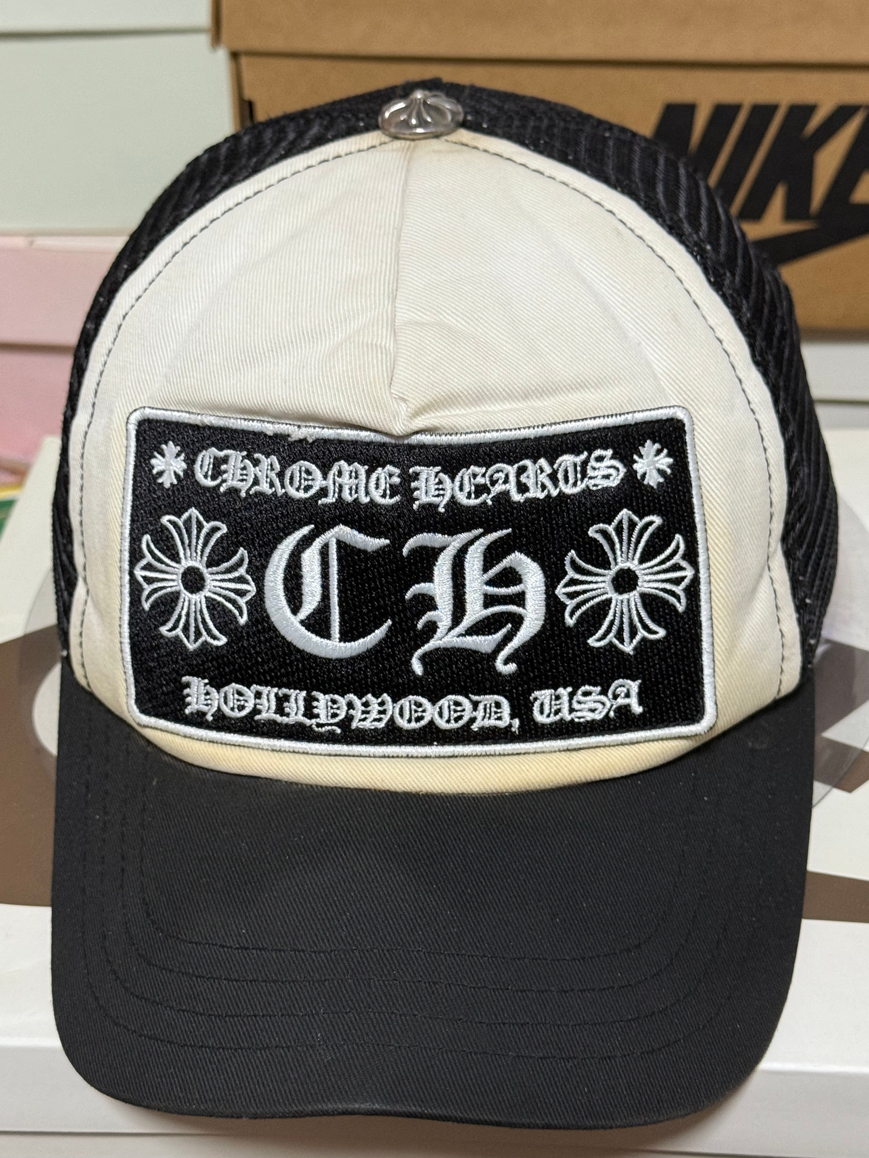 Chrome Hearts Trucker Cap CH "Black/White"