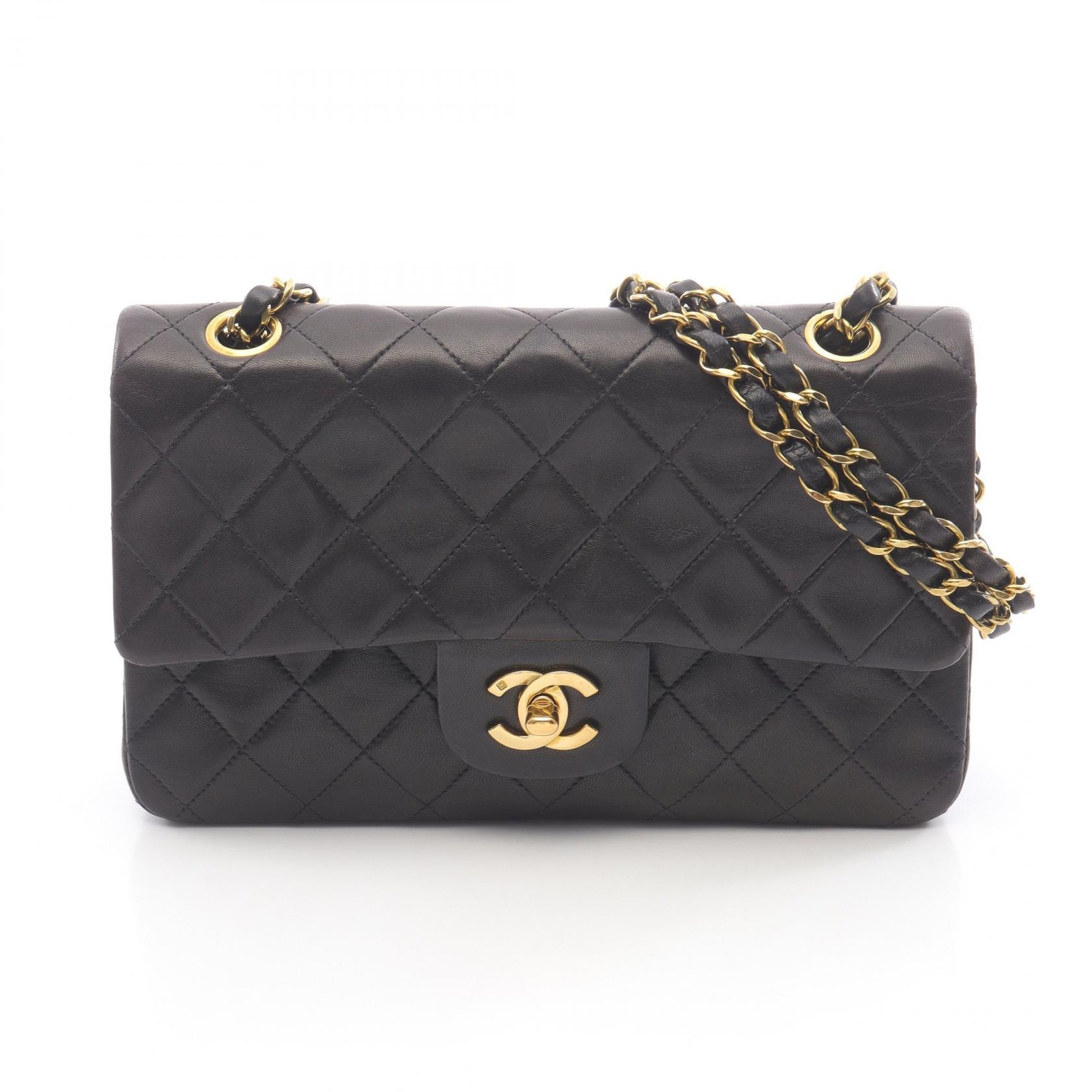 シャネル CHANEL マトラッセ Wフラップ ショルダーバッグ バッグ ラムスキン(羊革) レディース ブラック系 【中古】