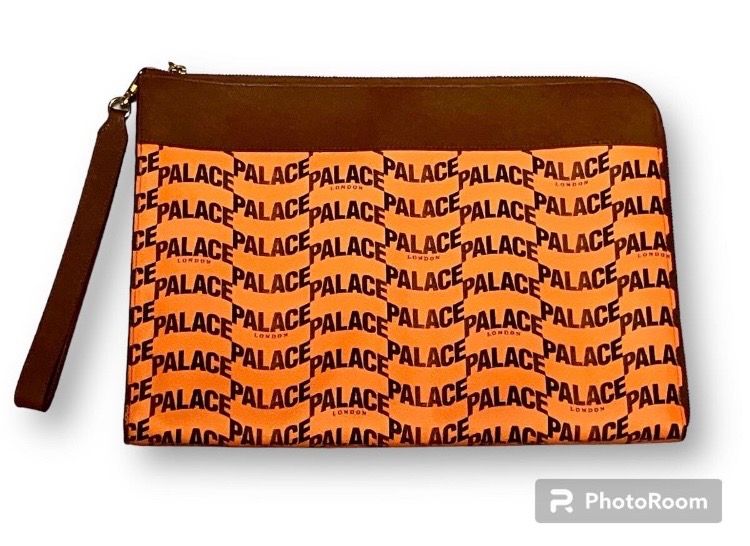 Palace P-Lux Document Holder クラッチ バッグ