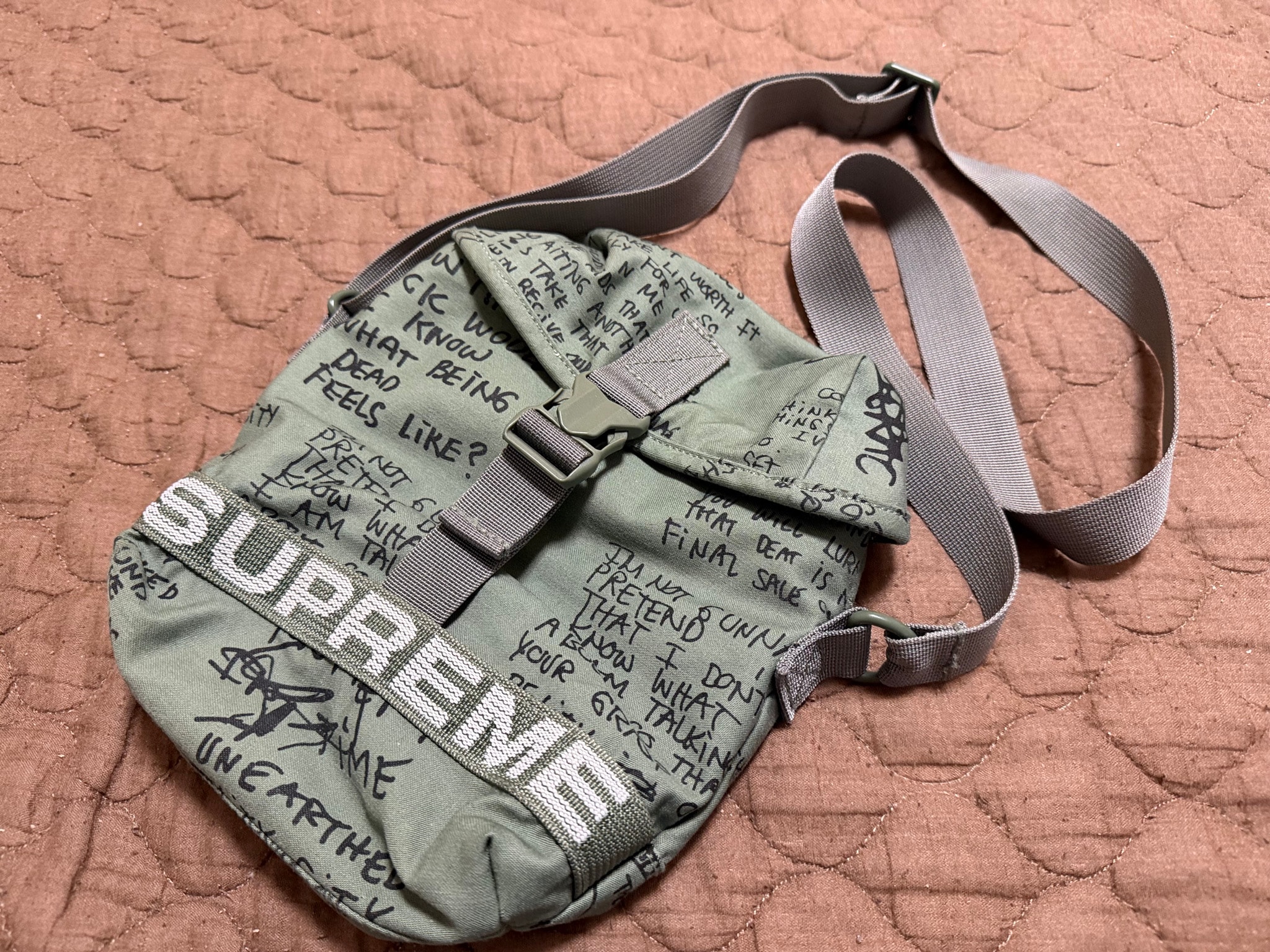 Supreme Field Side Bag "Olive Gonz" (23SS)