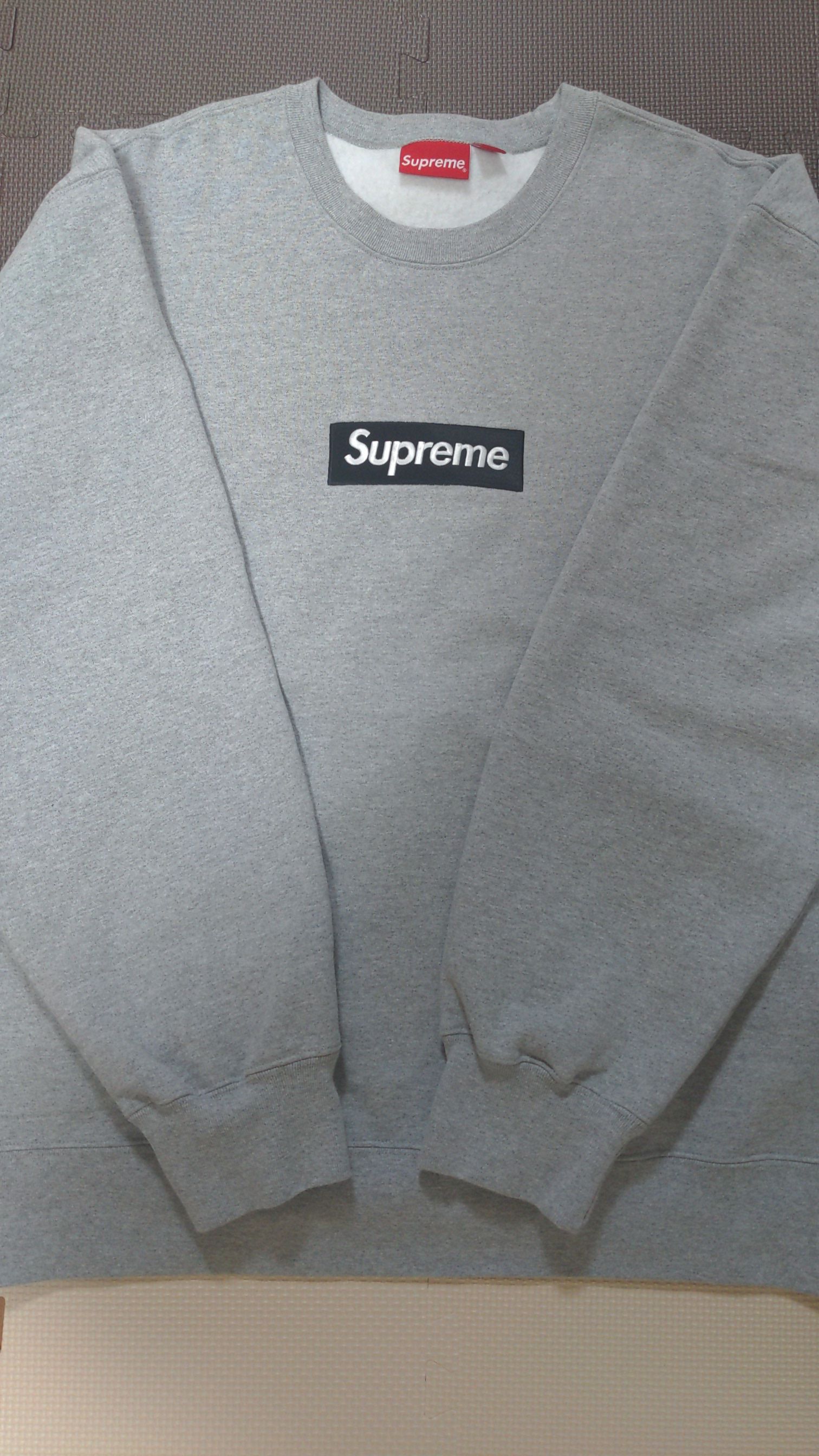 Supreme Box Logo Crewneck "Heather Grey" (22FW)