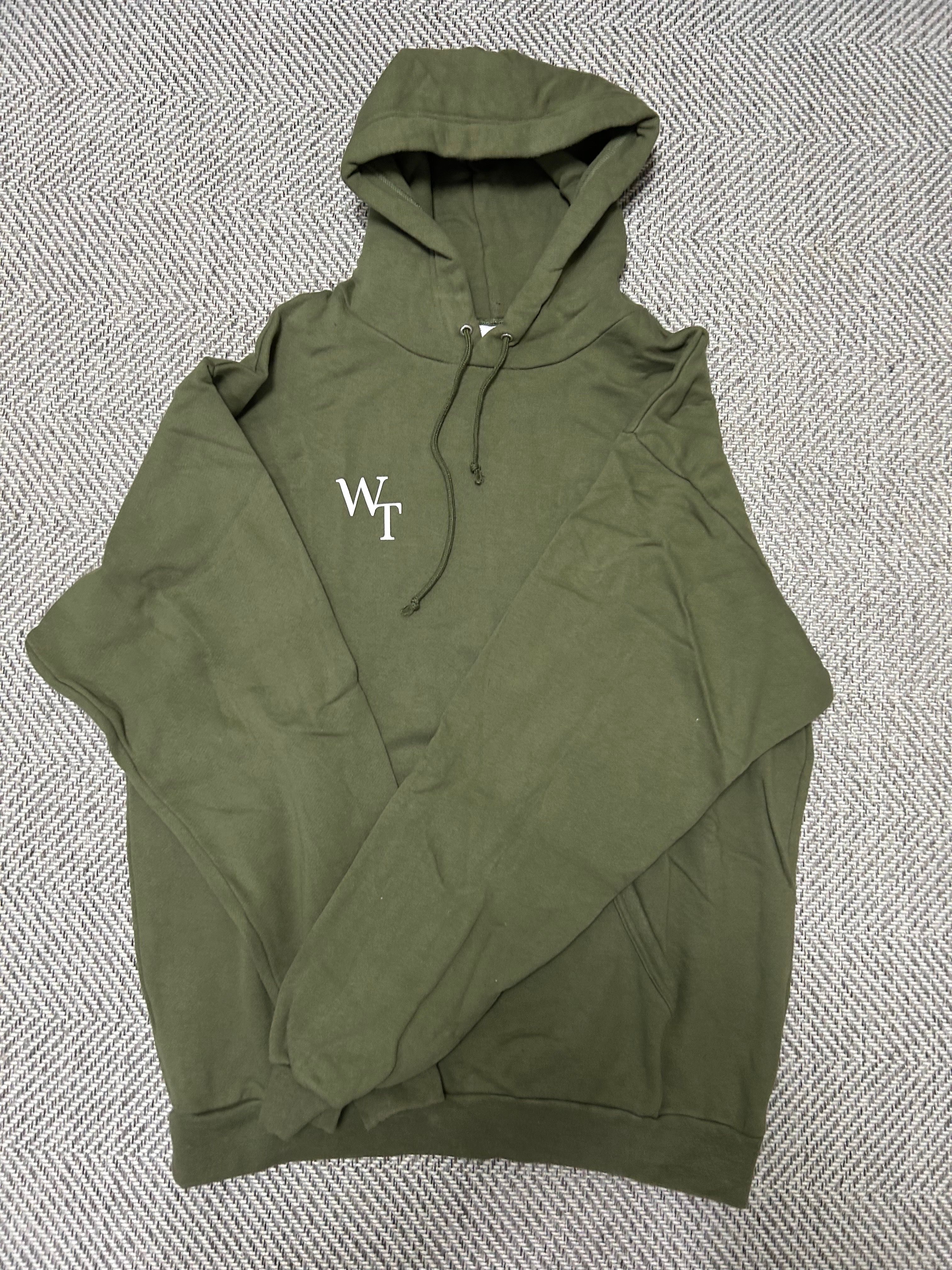 WTAPSフーディー