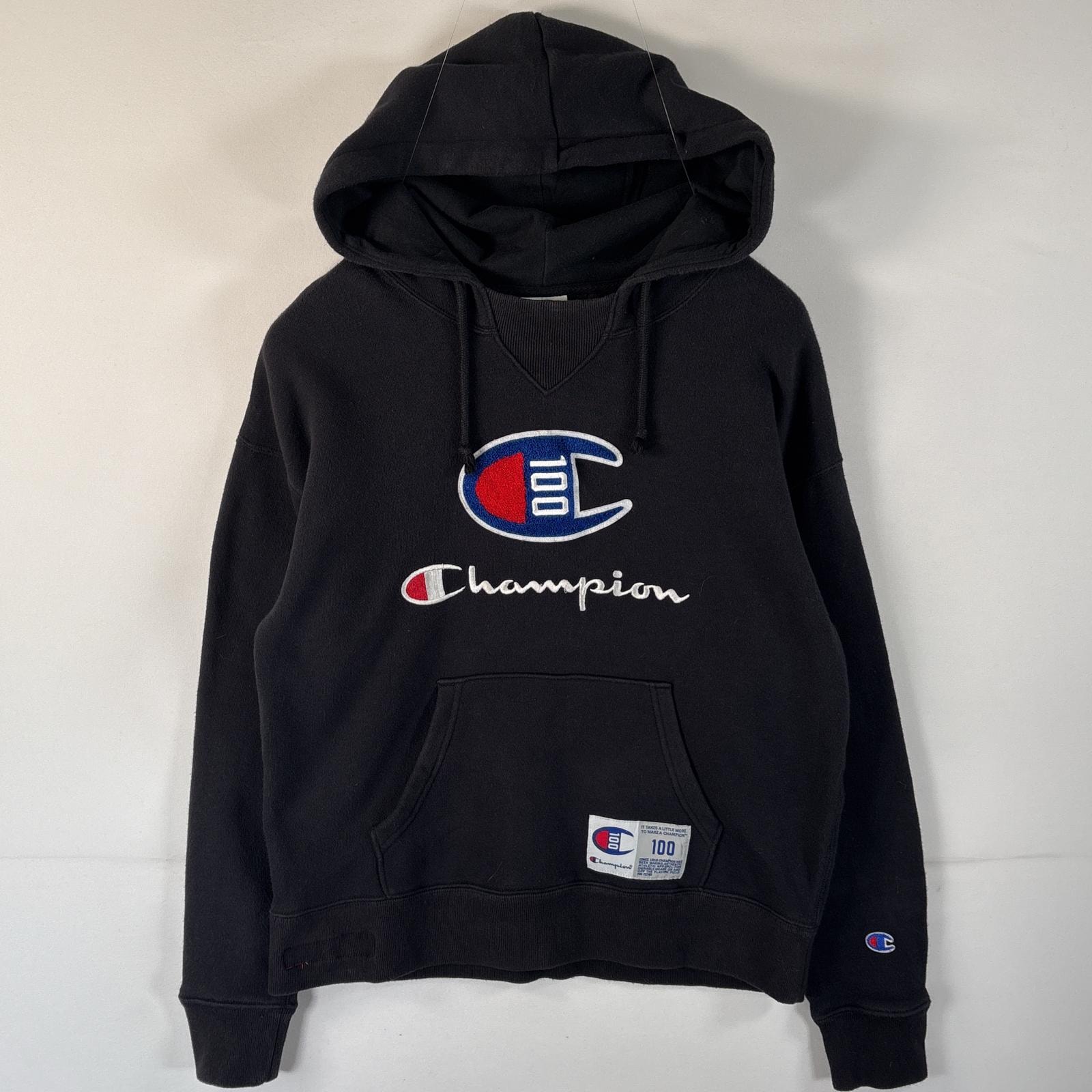 古着 チャンピオン Champion パーカー ビッグロゴ ワッペン 刺繍 100 フーディ マフポケット L  ブラック レディース