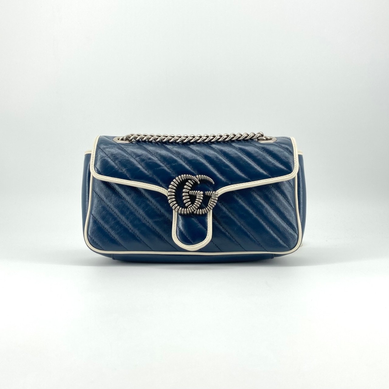 GUCCI(グッチ) GGマーモント チェーン 443497 ショルダーバッグ ネイビー