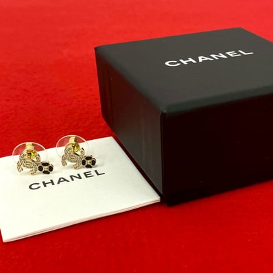 CHANEL シャネル ココマーク GP ラインストーン ピアス ゴールド
58250