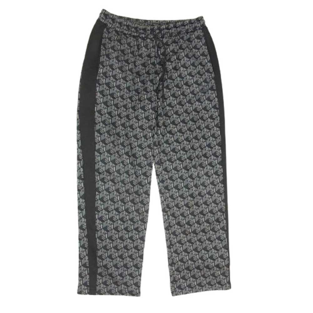 PUMA プーマ パンツ 626184 T7 AOP モノグラム ストレート トラックパンツ ブラック系 L【中古】