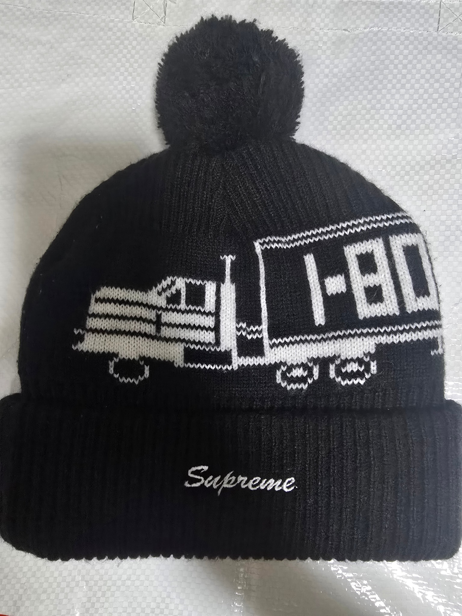 Supreme 18-Wheeler Beanie "Black"