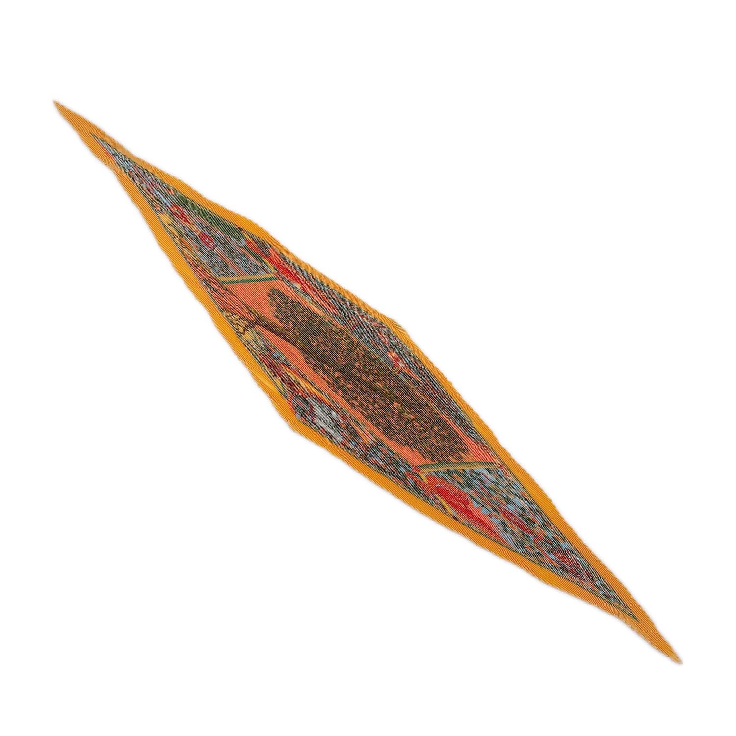 HERMES エルメス カレ90  プリーツ Axis Mundi 世界の中心軸 草木 花柄 樹木 プリセ スカーフ シルクスカーフ シルク オレンジ ユニセックス 【中古】