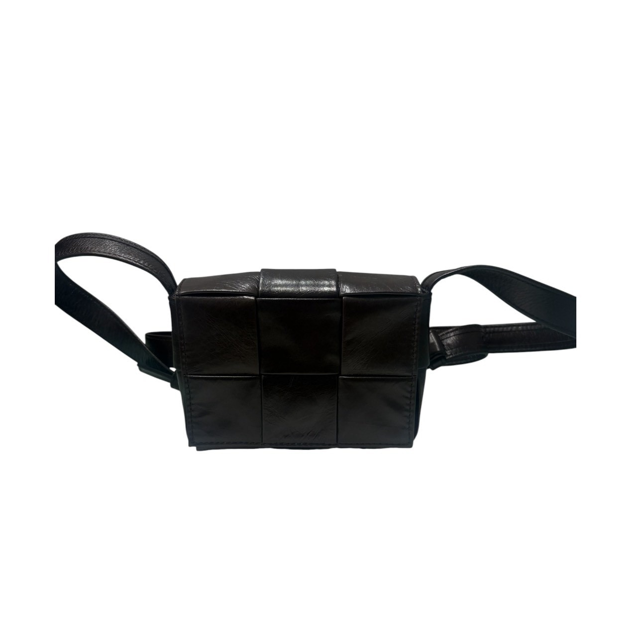 美品 BOTTEGA VENETA ボッテガ・ヴェネタ イントレチャート キャンディカセット ブラック レザー ショルダーバッグ S1-00162 【中古】