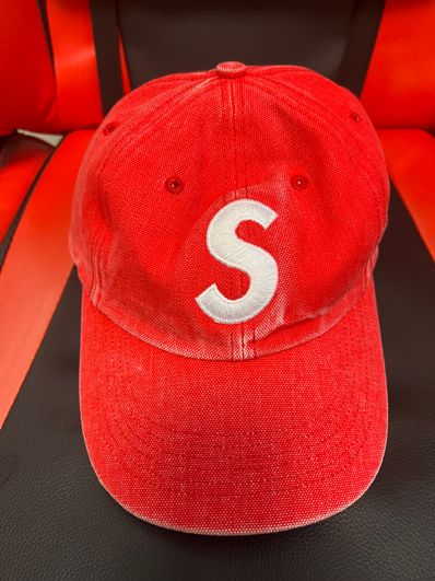Supreme Pigment Canvas S Logo 6-Panel "Red"