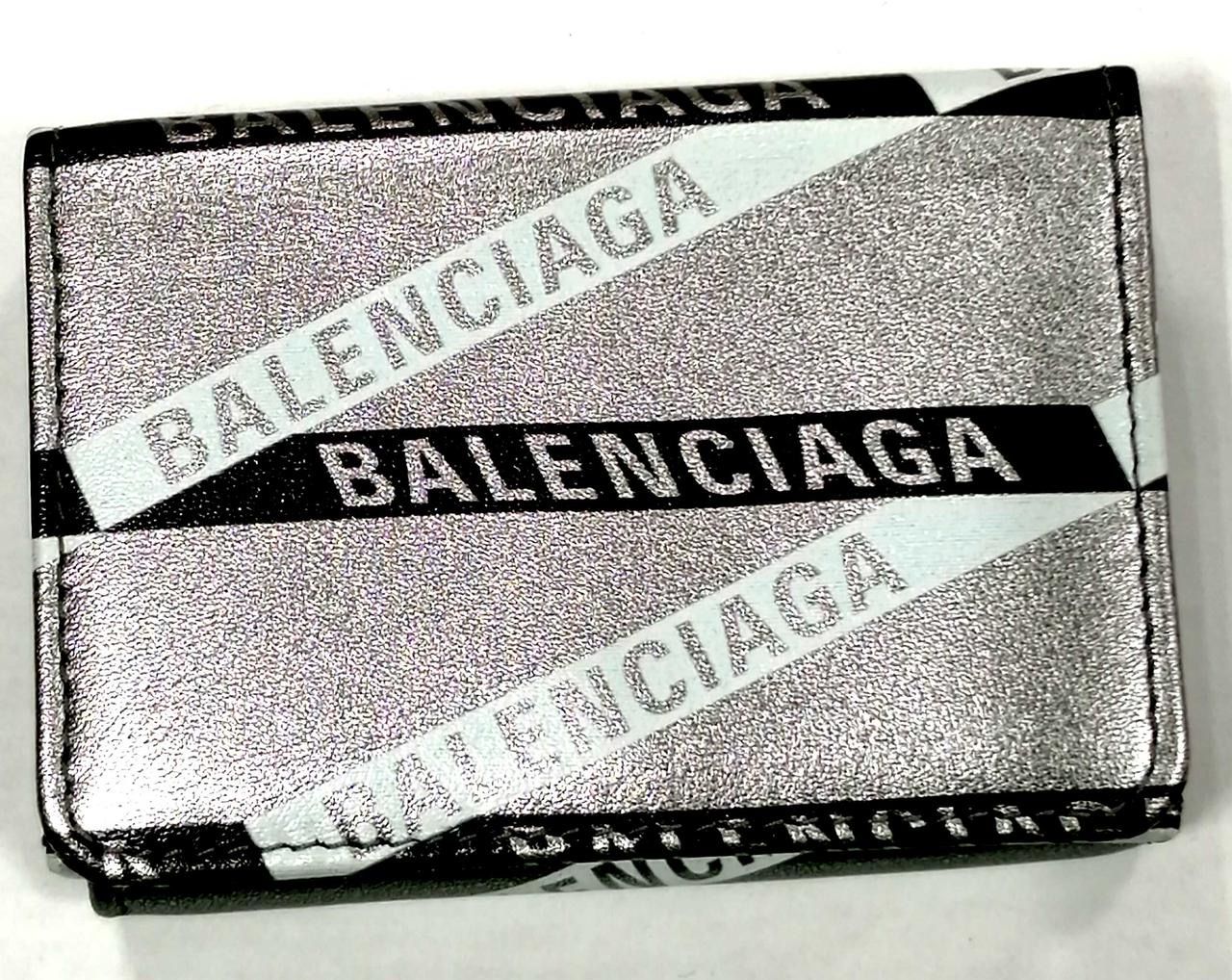 BALENCIAGA