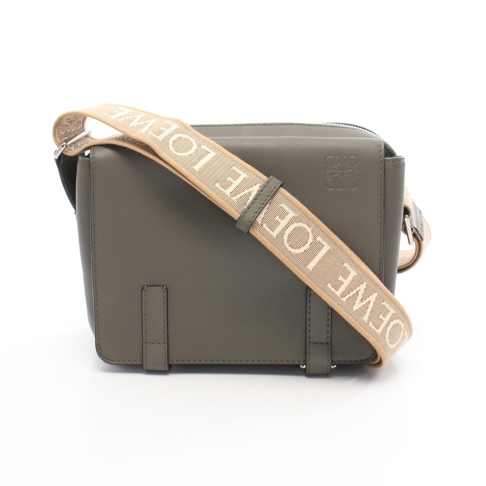 ロエベ LOEWE ミリタリー メッセンジャーバッグ XS ショルダーバッグ バッグ レザー メンズ カーキ系 B553A72X27 【中古】