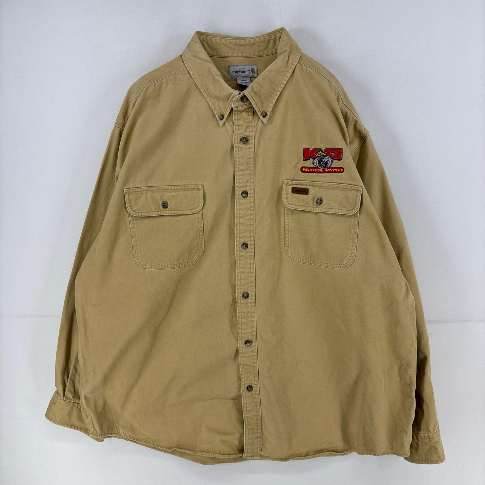 古着 カーハート Carhartt 長袖シャツ ワンポイント 刺繍 胸ポケット 大きいサイズ ボタンダウン 2XL ベージュ メンズ