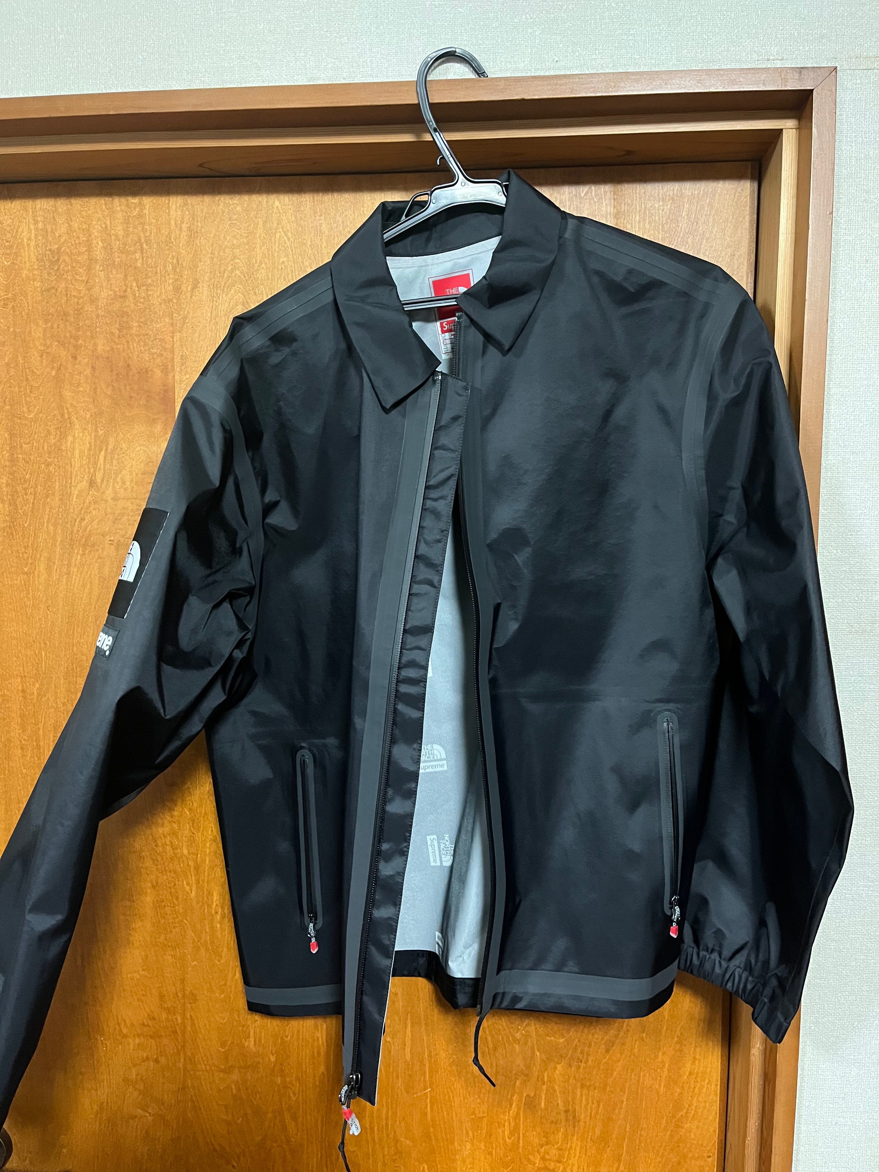 Supreme x The North Face Summit Series Outer Tape Seam Coaches Jacket "Black"