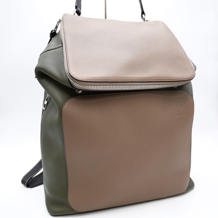 LOEWE(ロエベ)ゴヤ バックパック リュックサック カーキ ブラウン ブラック レザー シルバー金具 メンズ レディース ユニセックス【中古】