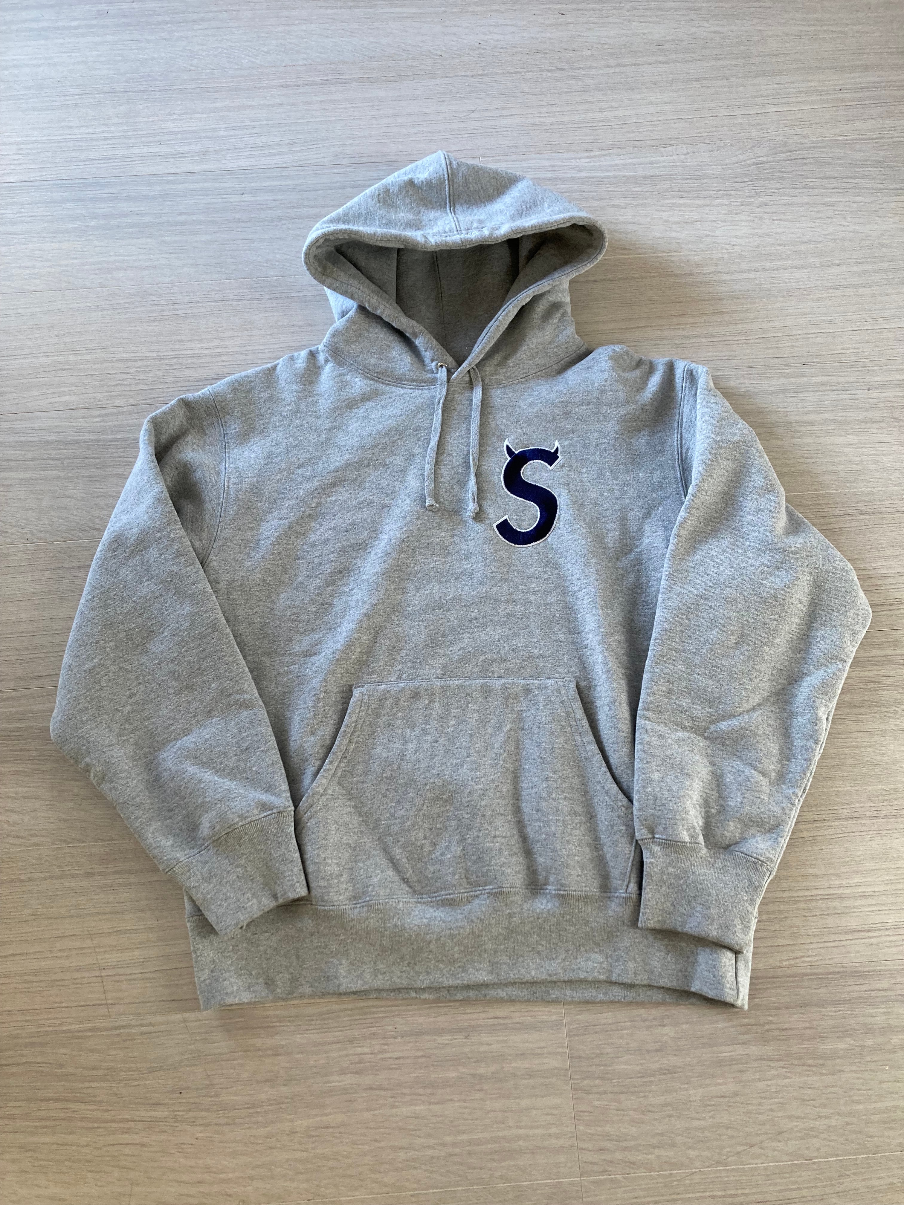 Supreme S Logo Hooded Sweatshirt "Heather Grey" (22FW)