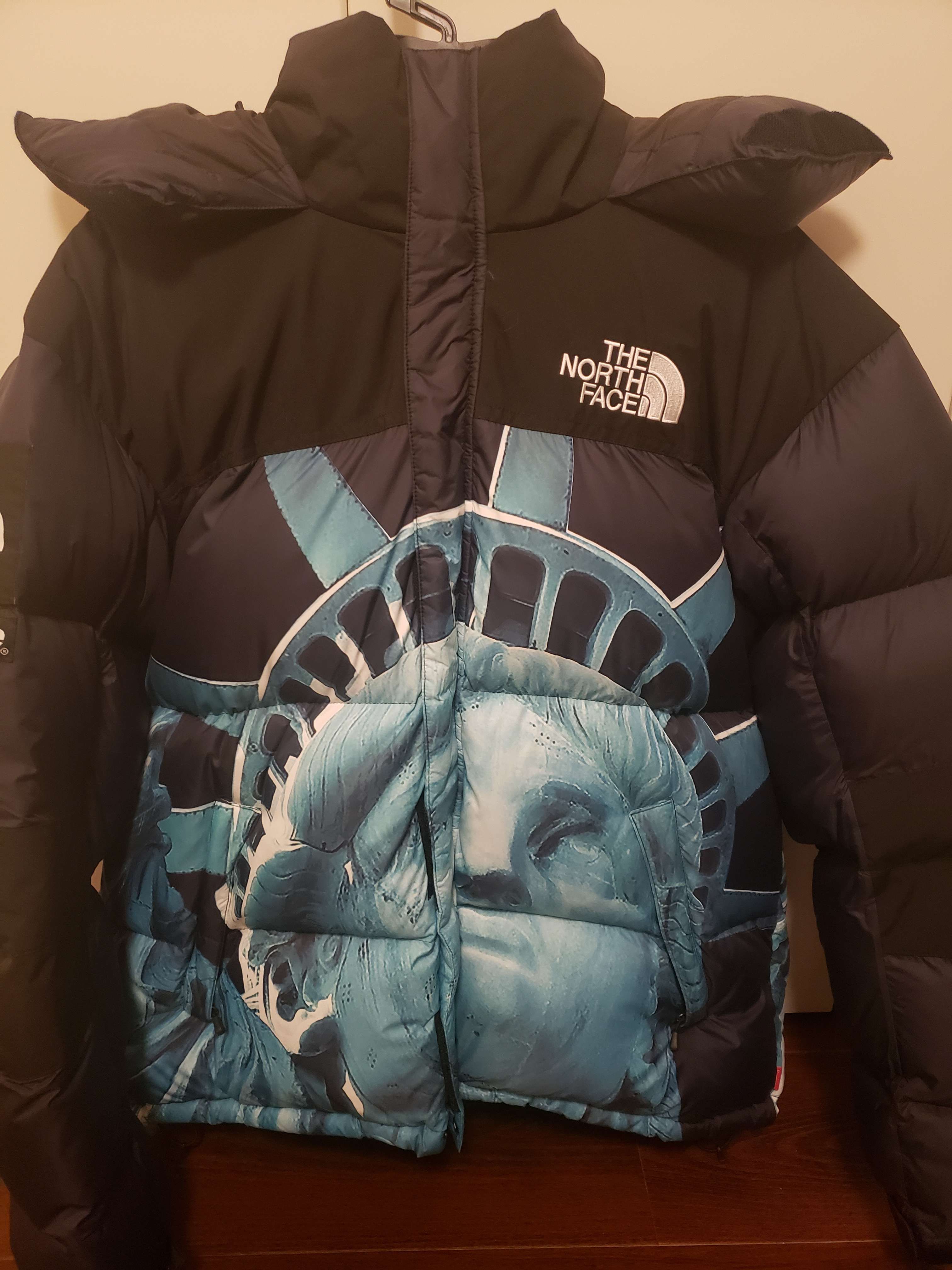 Supreme x The North Face Statue of Liberty Baltoro Jacket "Black"