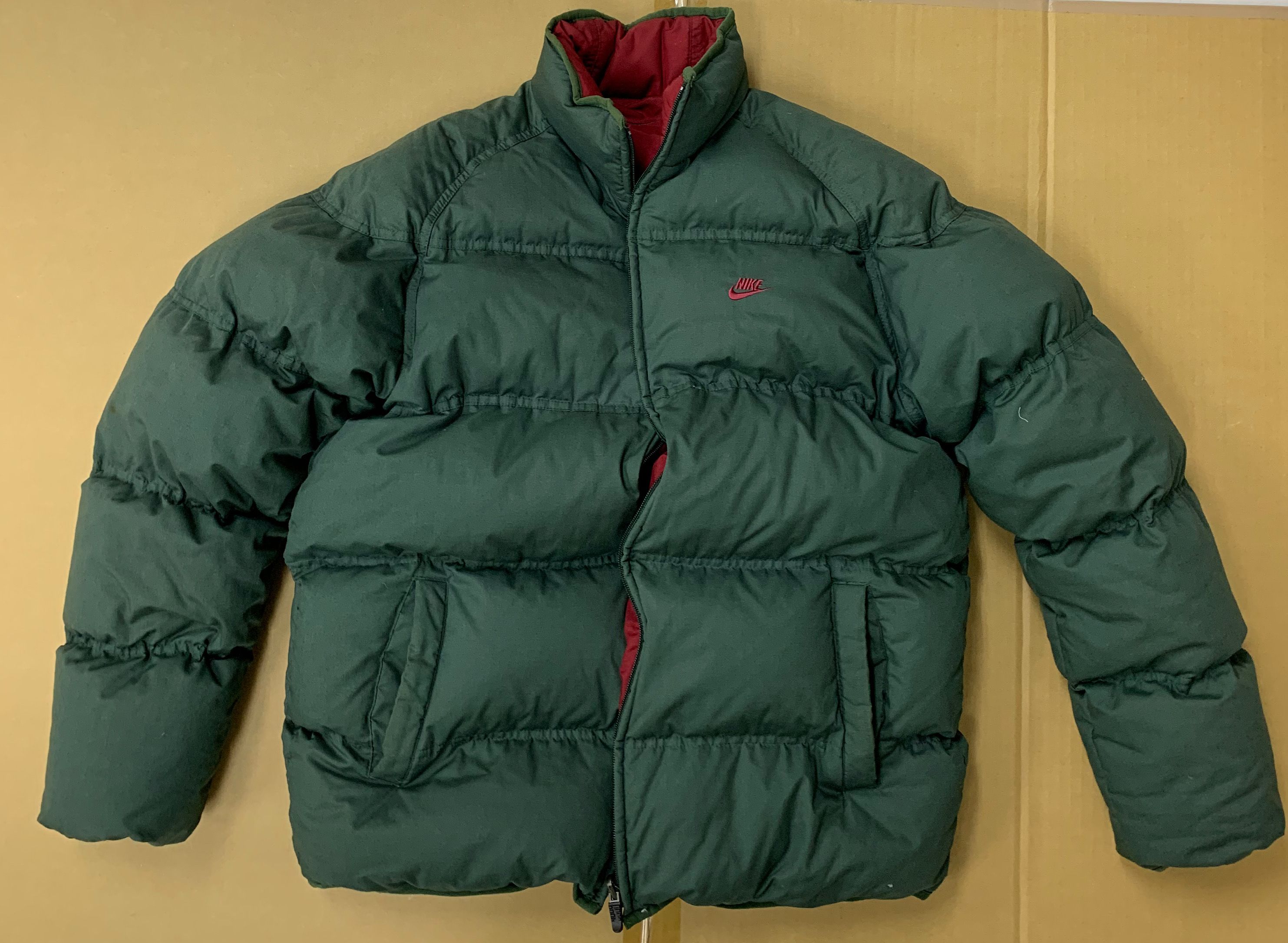 NIKE リバーシブルダウンジャケット