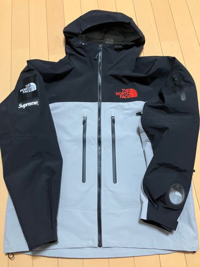 Supreme x The North Face Taped Seam Shell Jacket "Grey"