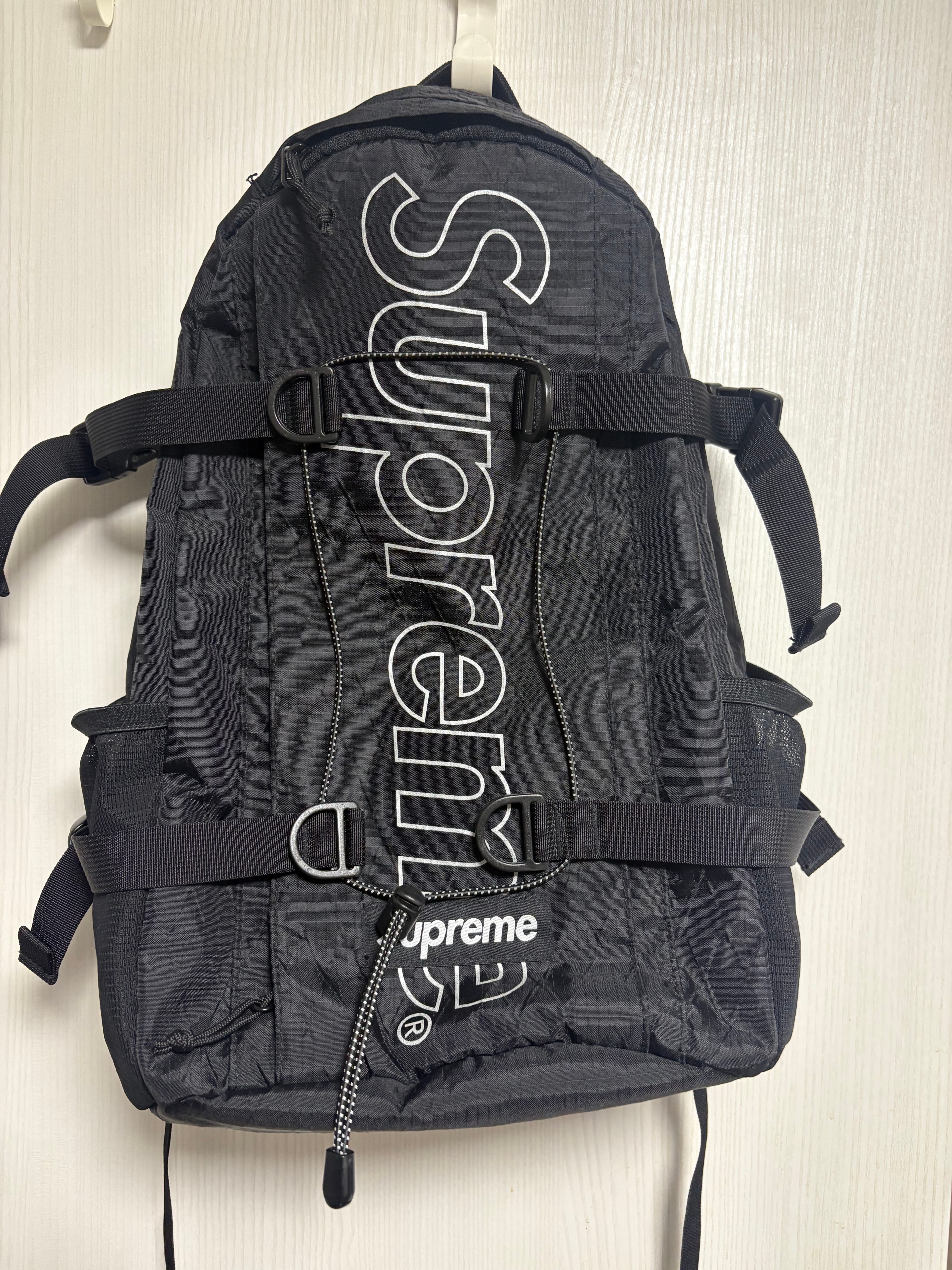 Supreme 18FW Backpack "Black"