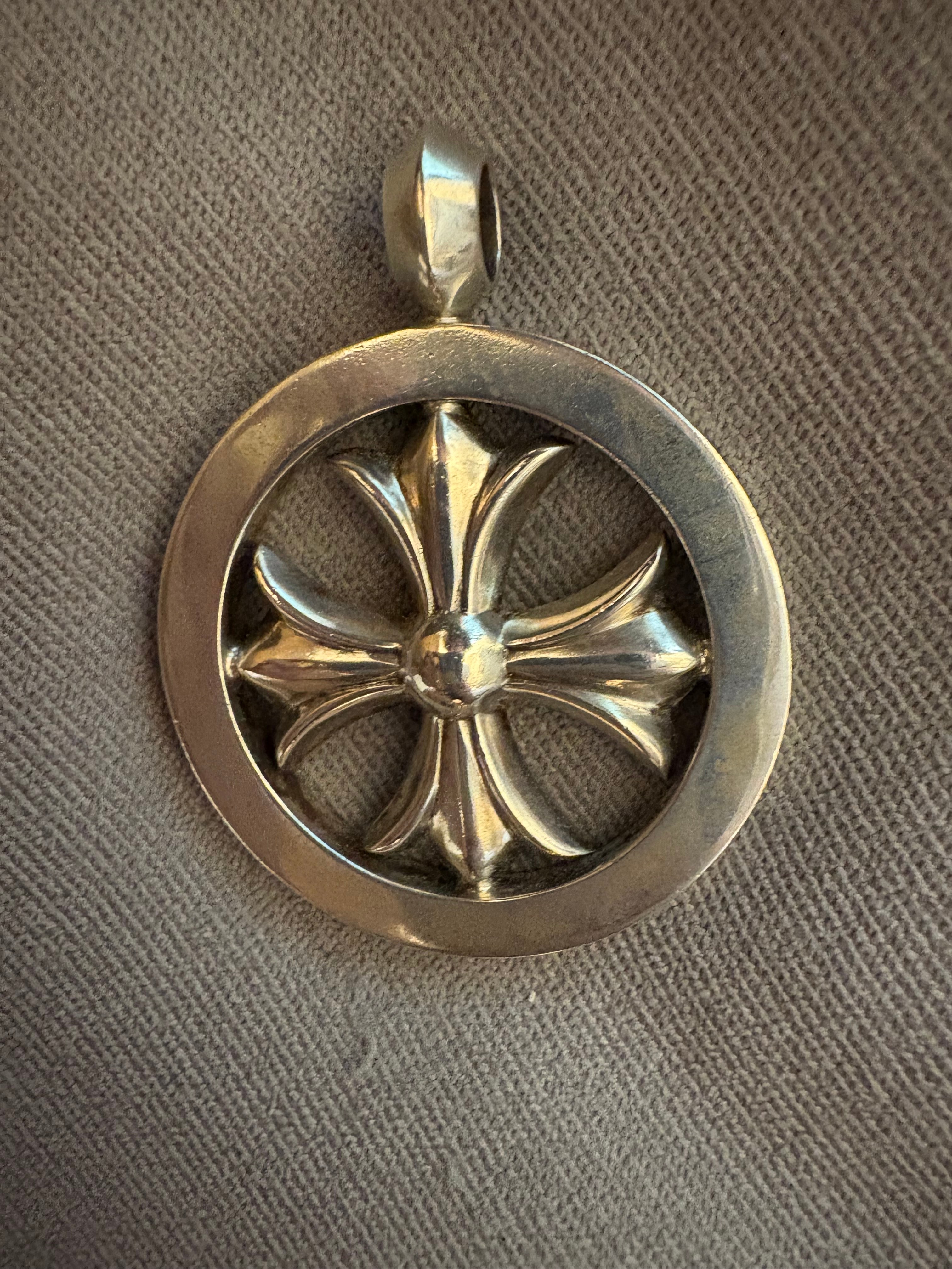 Chrome Hearts Ch Plus Medallion Pendant "Silver"
